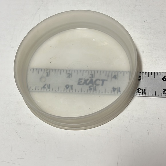 Tupperware burger maker - Picture 5 of 6